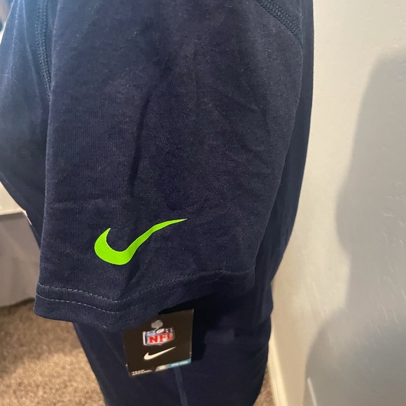 Nike Seahawks Shirt - Picture 4 of 7
